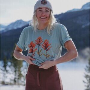 ✨ Lightweight Rachel Pohl TShirt - Size Small ✨